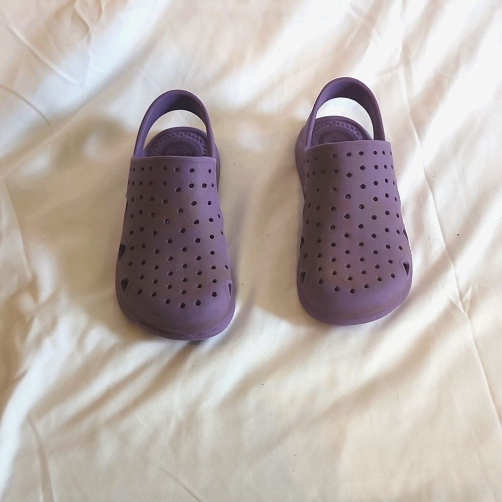 Girls slip on rubber shoe